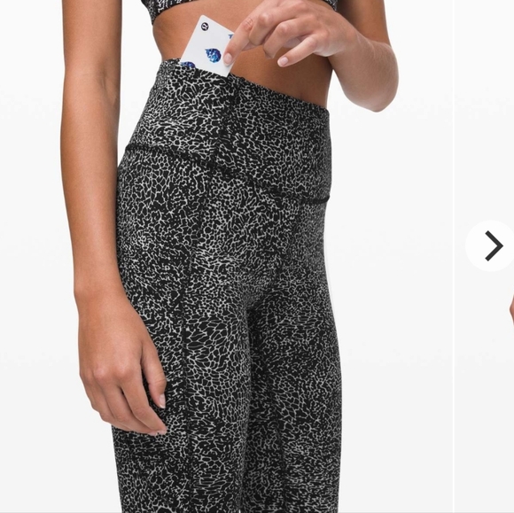 Lululemon Fast and Free Tight II 25" - Picture 2 of 6